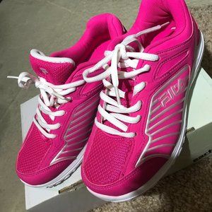 Fila Womens Pink and White Athletic Shoes size 5